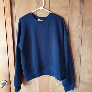 Discount Divas  Navy Blue Sweatshirt Size XL